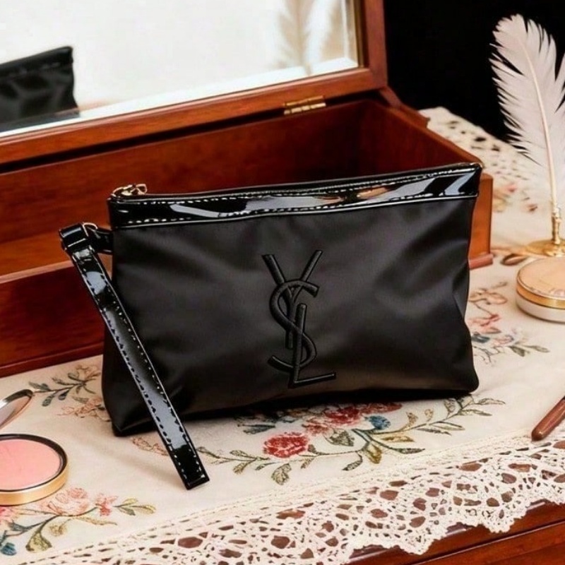 Ysl Beauty Makeup - حقيبة مستحضرات التجميل الكلاسيكية من YSL
