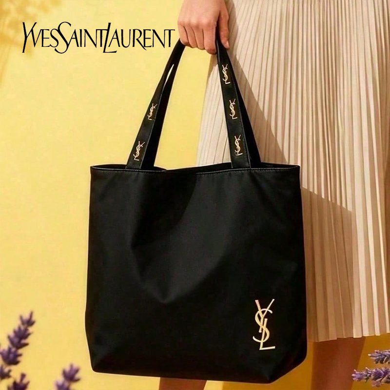 حقيبة كتف من القماش الأسود من  - مراجعة Ysl Beauty Makeup وسعره