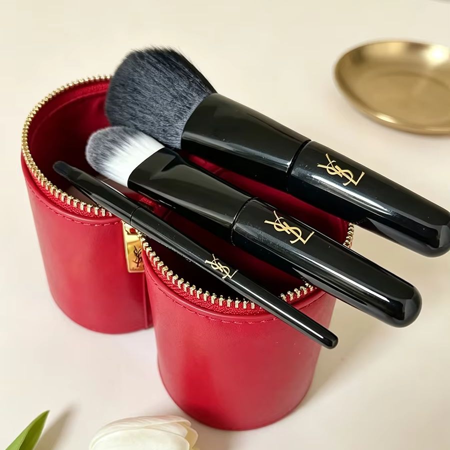 حقيبة مصمم YSLs من سلسلة الهدا - مراجعة Ysl Beauty Makeup وسعره