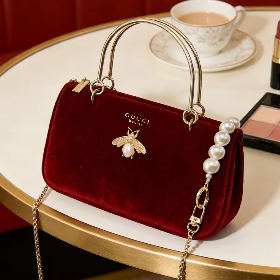 حقيبة نسائية من غوتشي متوسطة ا - مراجعة Ysl Beauty Makeup وسعره