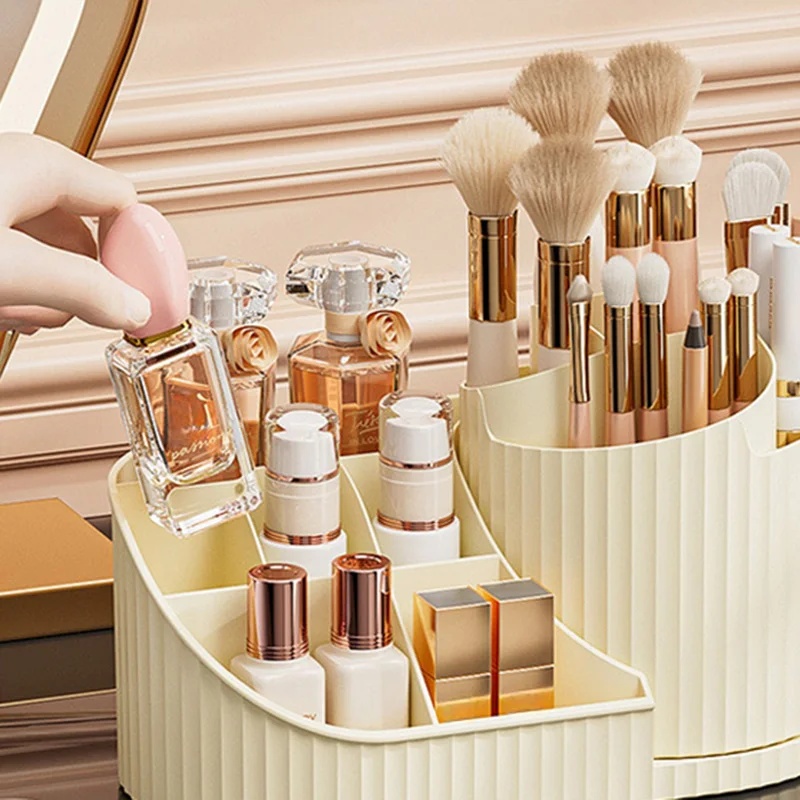 منظم مستحضرات تجميل قابل للدور - مراجعة Beauty Makeup Lipstick وسعره